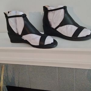 Leather Black shoe 👠 Z5